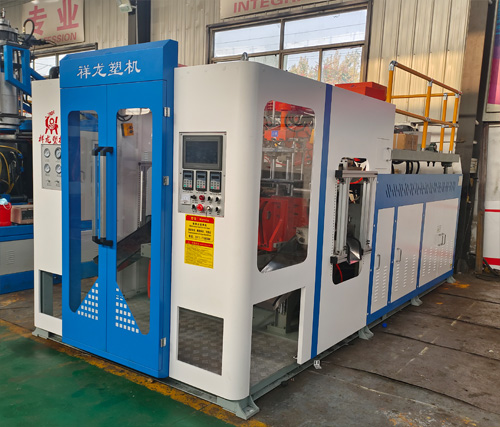 17、全自動(dòng)5升吹塑機(jī)1.jpg