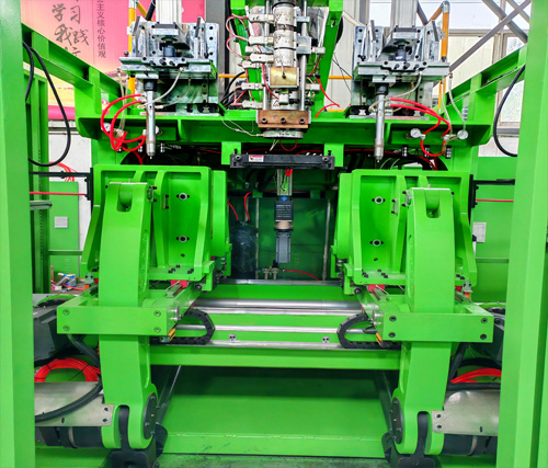7、全電動(dòng)10升吹塑機(jī)1.jpg